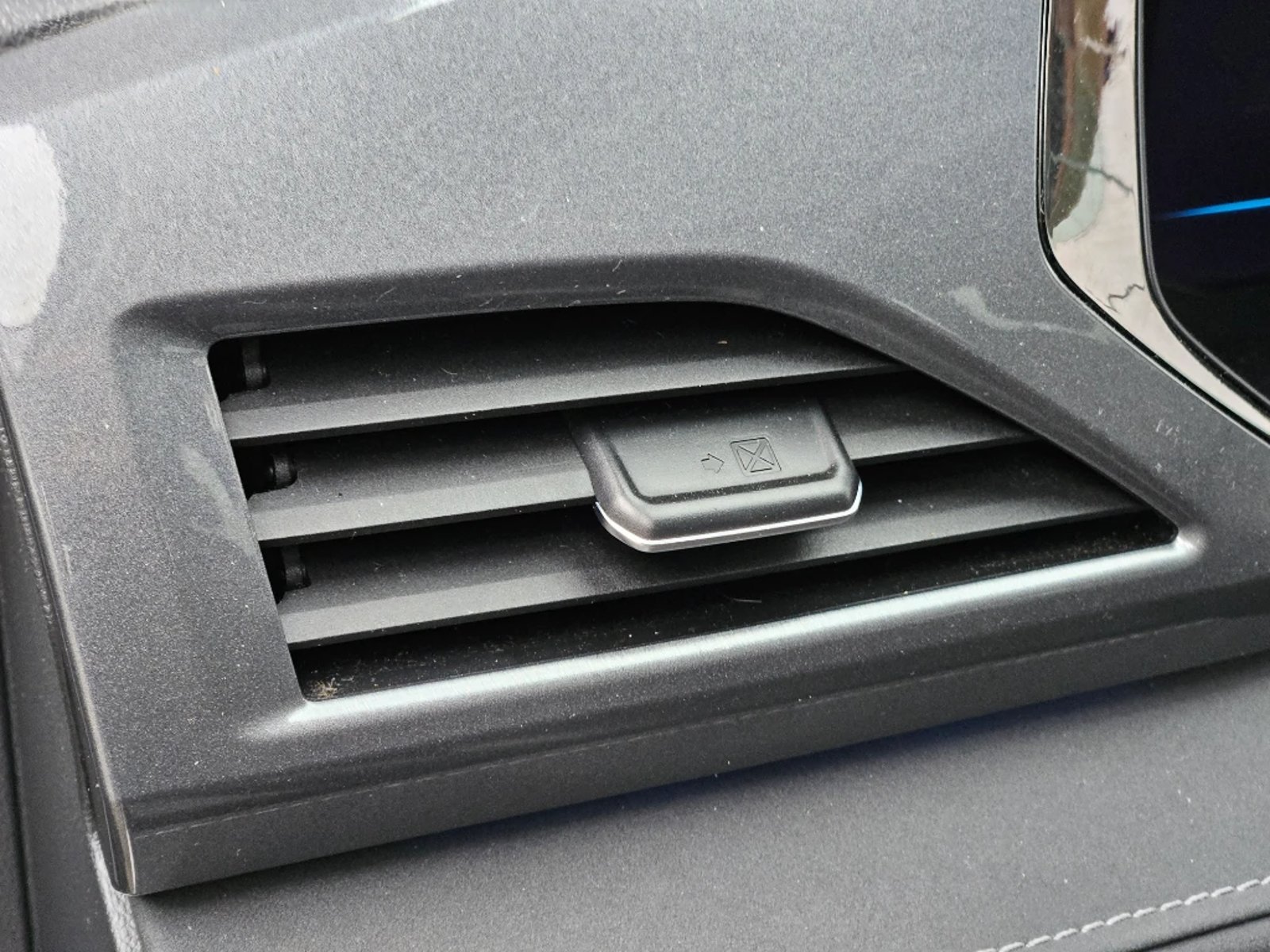 VOLKSWAGEN TAOS 2023 - Imagen 16 de 20