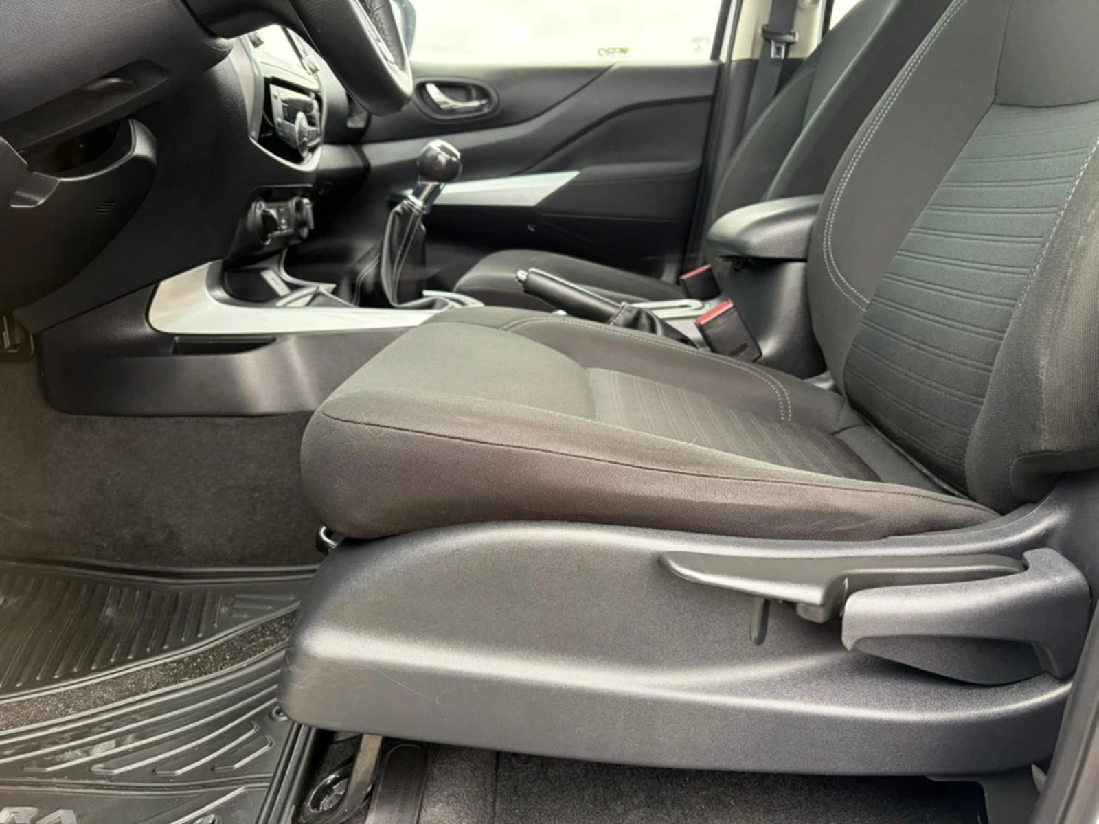 Nissan Navara 2023 - Imagen 14 de 20