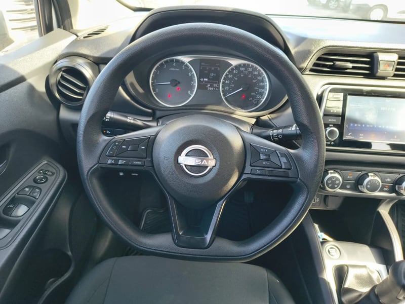 Nissan Versa 2024 - Imagen 12 de 20