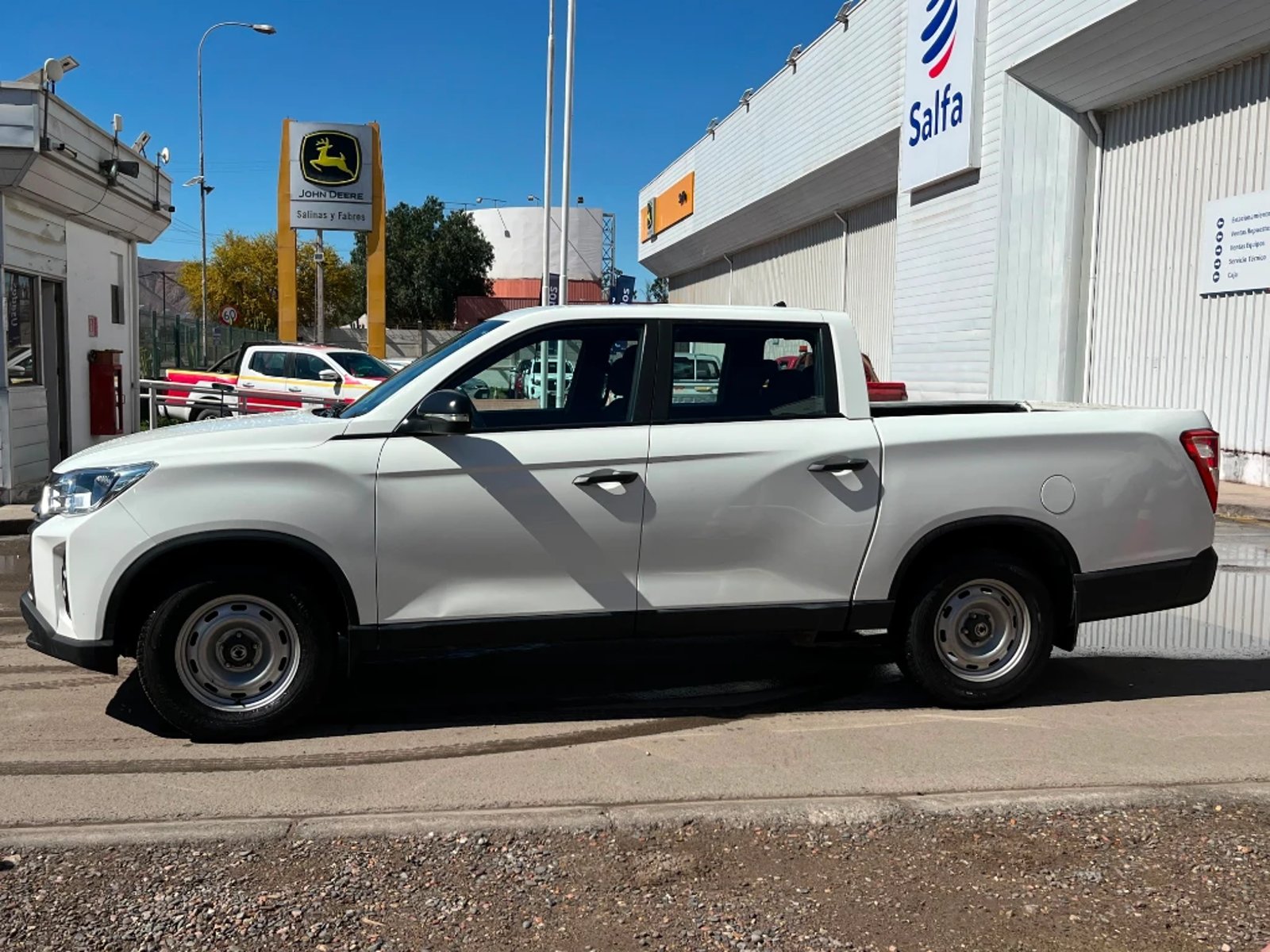 SsangYong Grand musso 2023 - Foto 4 de 20