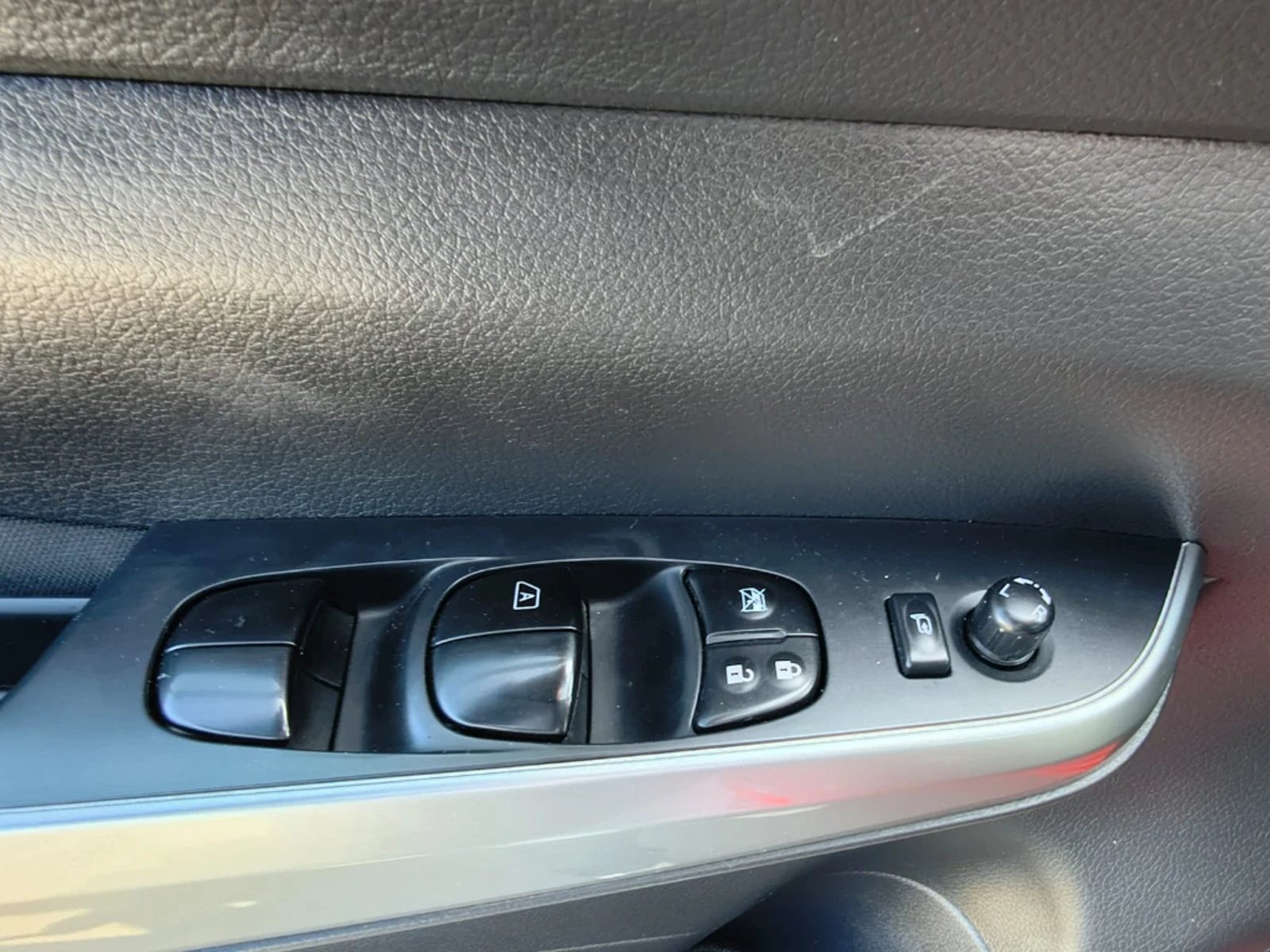 Nissan Navara 2023 - Imagen 16 de 20