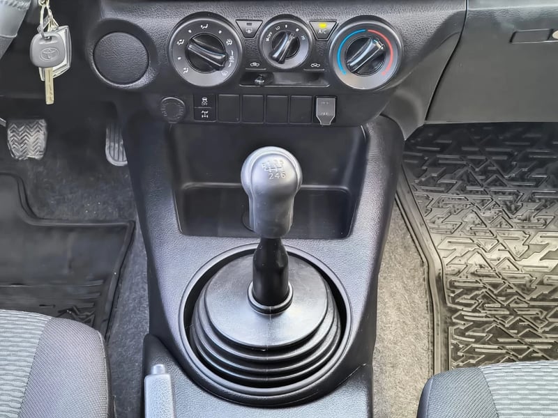 Toyota Hilux 2023 - Imagen 19 de 20