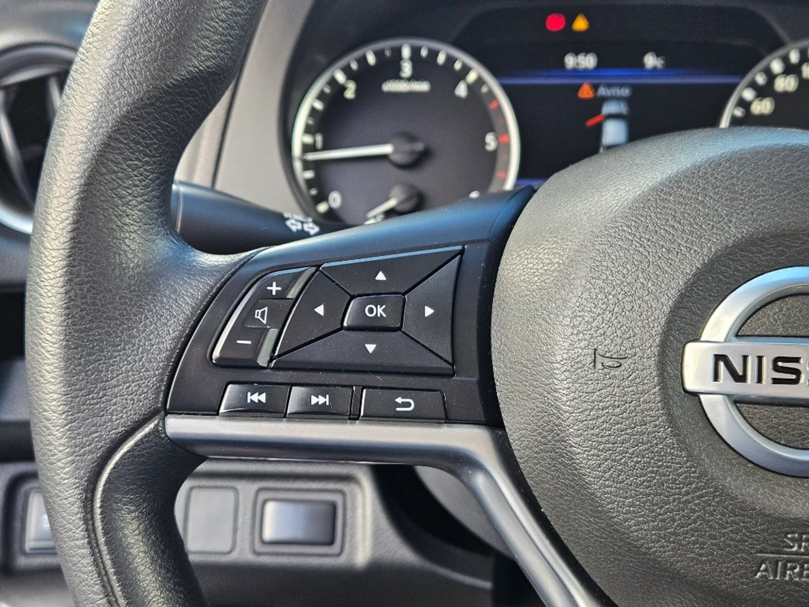 Nissan Navara 2023 - Imagen 17 de 20