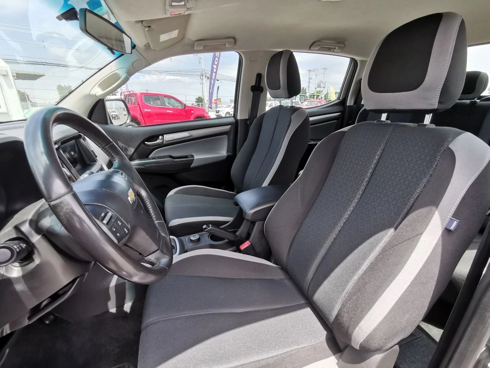 CHEVROLET COLORADO 2023 - Imagen 13 de 20