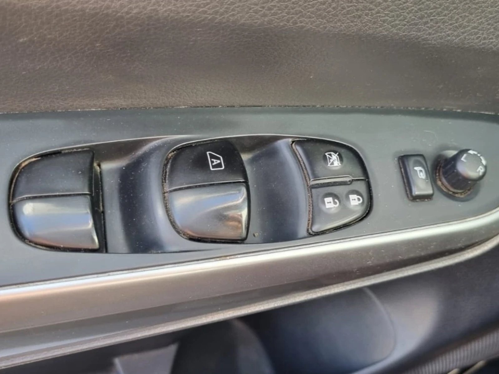 Nissan Navara 2023 - Imagen 12 de 20