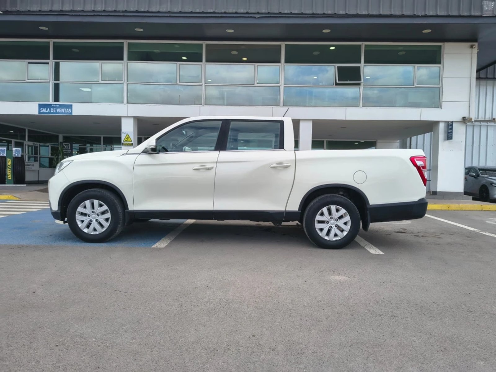 SsangYong Grand musso 2023 - Imagen 8 de 20