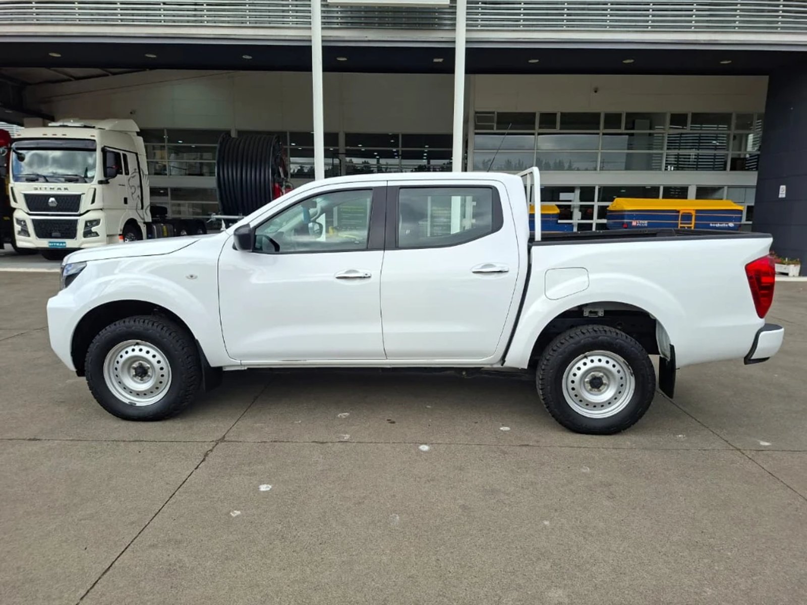 NISSAN NAVARA 2023 - Imagen 9 de 20