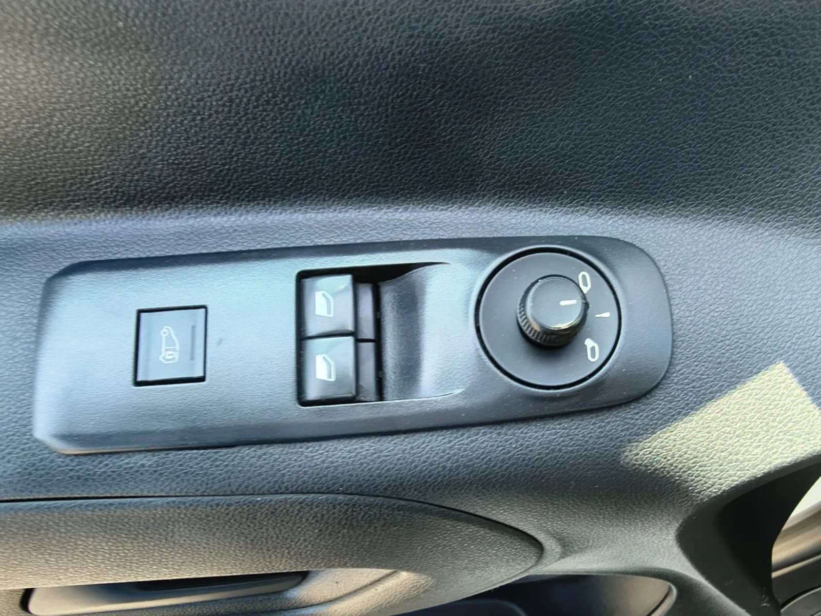Peugeot Partner 2023 - Imagen 18 de 20