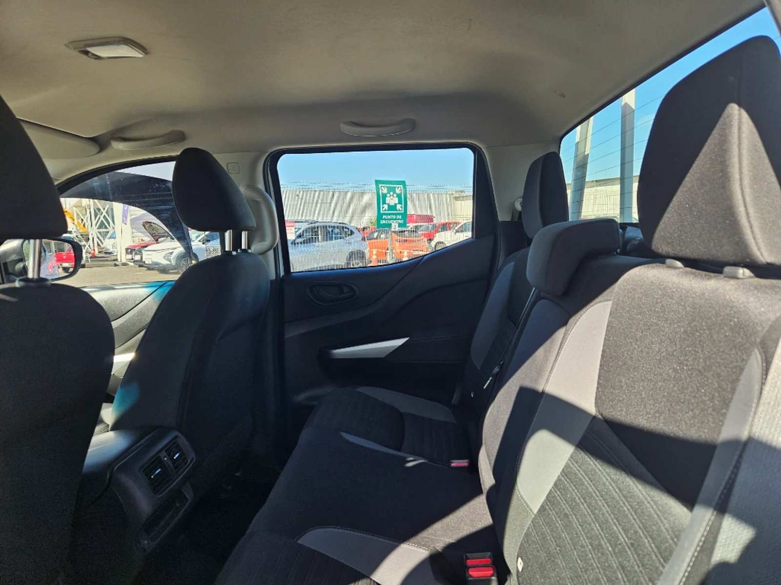 NISSAN NAVARA 2023 - Imagen 12 de 20