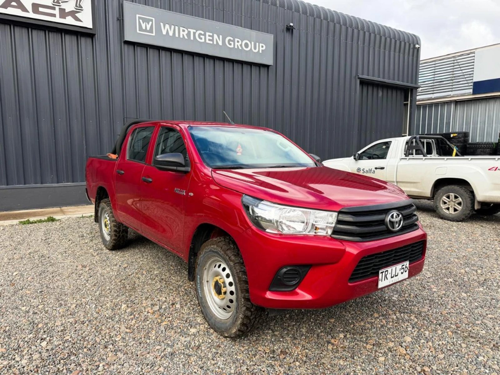 Toyota Hilux 2024 - Foto 3 de 20