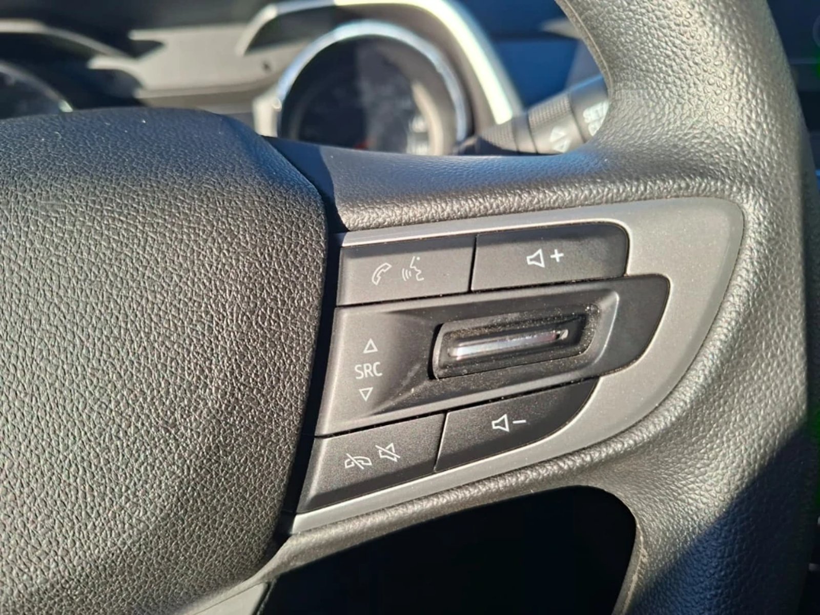 CHEVROLET TRACKER 2025 - Imagen 19 de 20