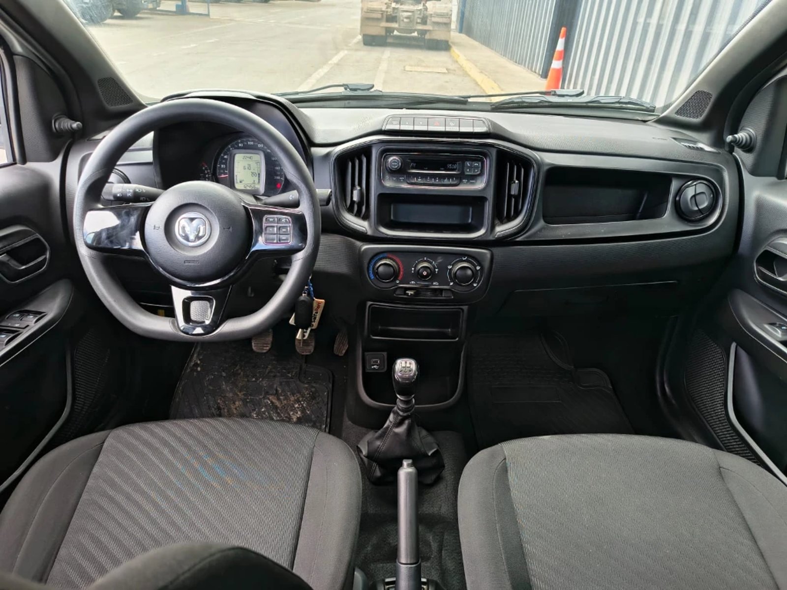 RAM 700 2023 - Imagen 14 de 20
