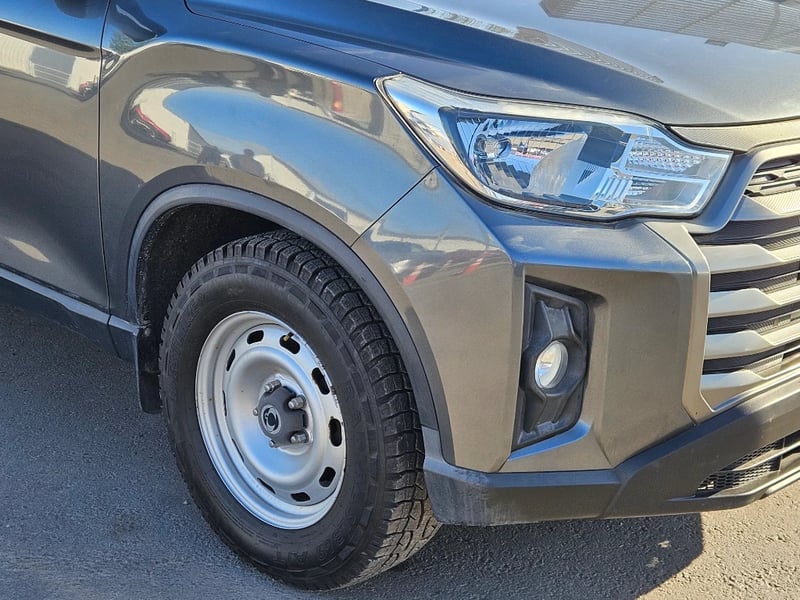 SsangYong Grand musso 2023 - Imagen 10 de 20
