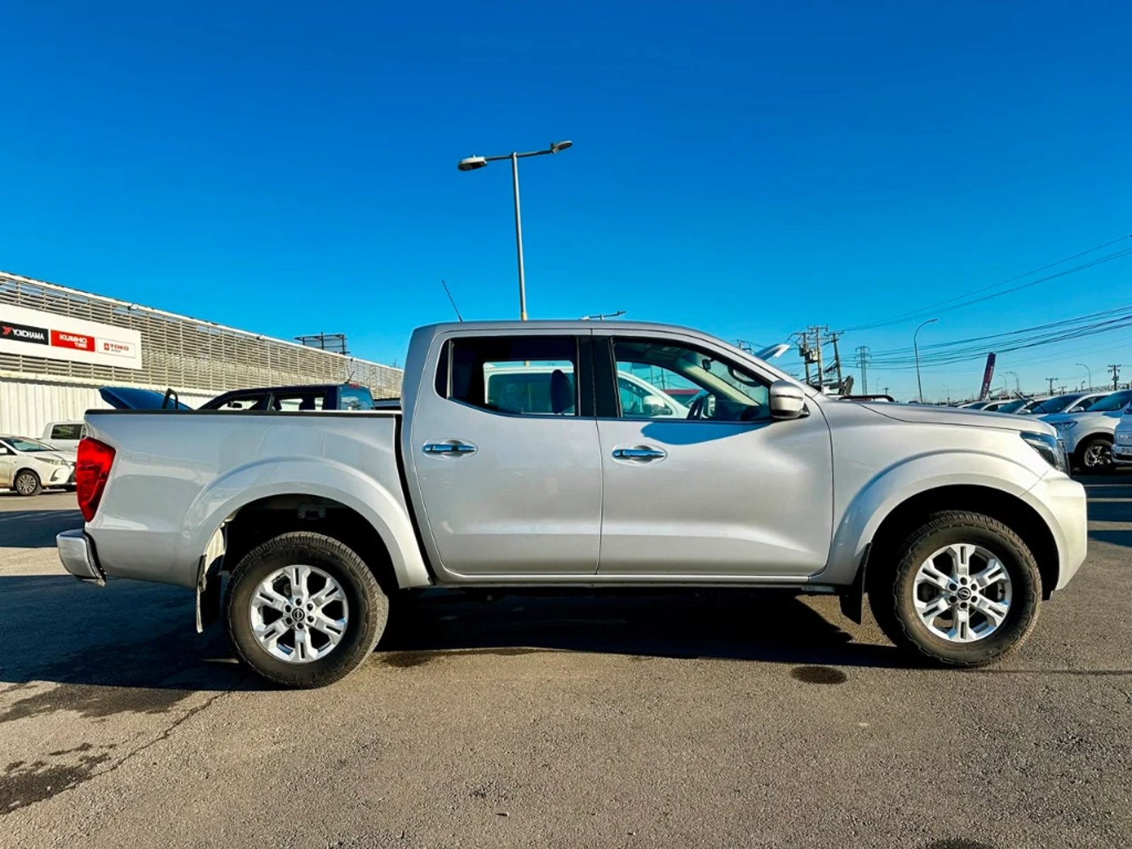Nissan Navara 2023 - Foto 4 de 20