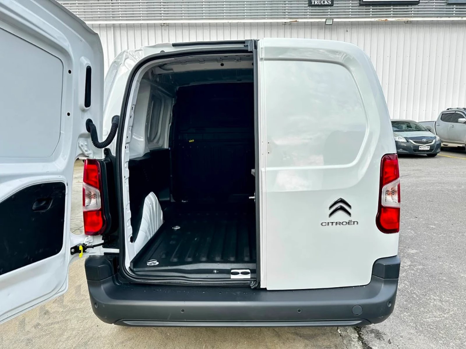 Citroën Berlingo 2024 - Imagen 8 de 20