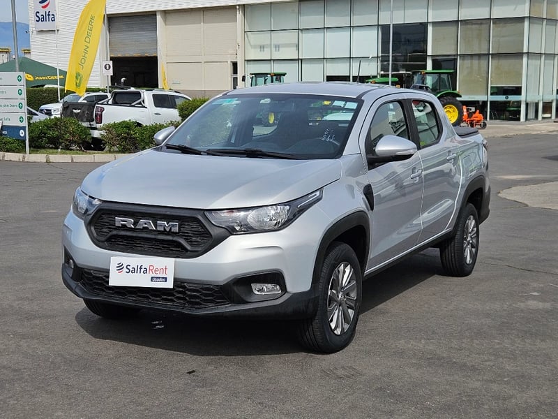 RAM 700 2023