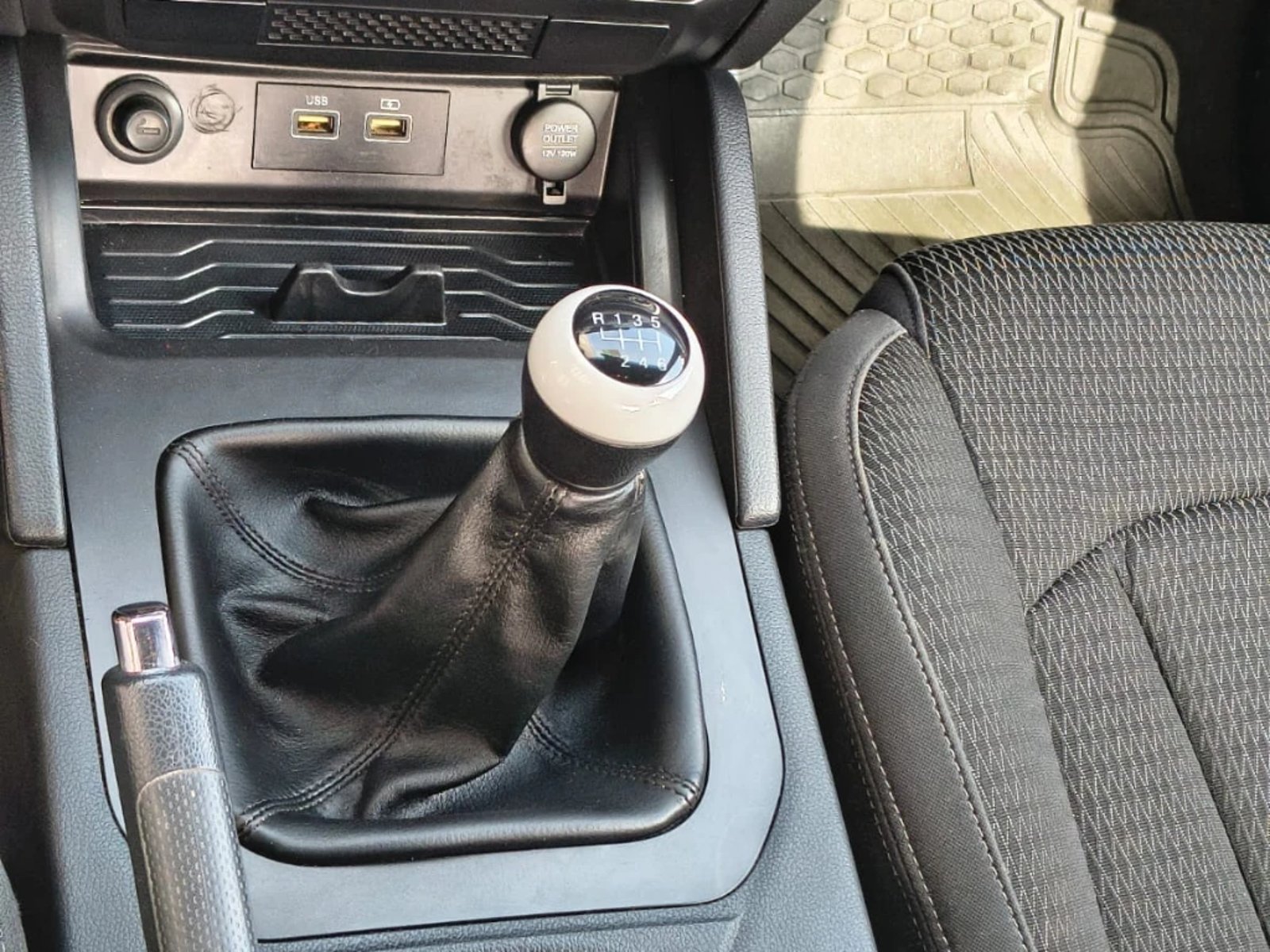 SsangYong Grand musso 2023 - Imagen 20 de 20