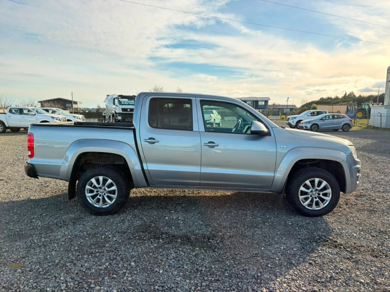 Volkswagen Amarok 2023 - Foto 4 de 20