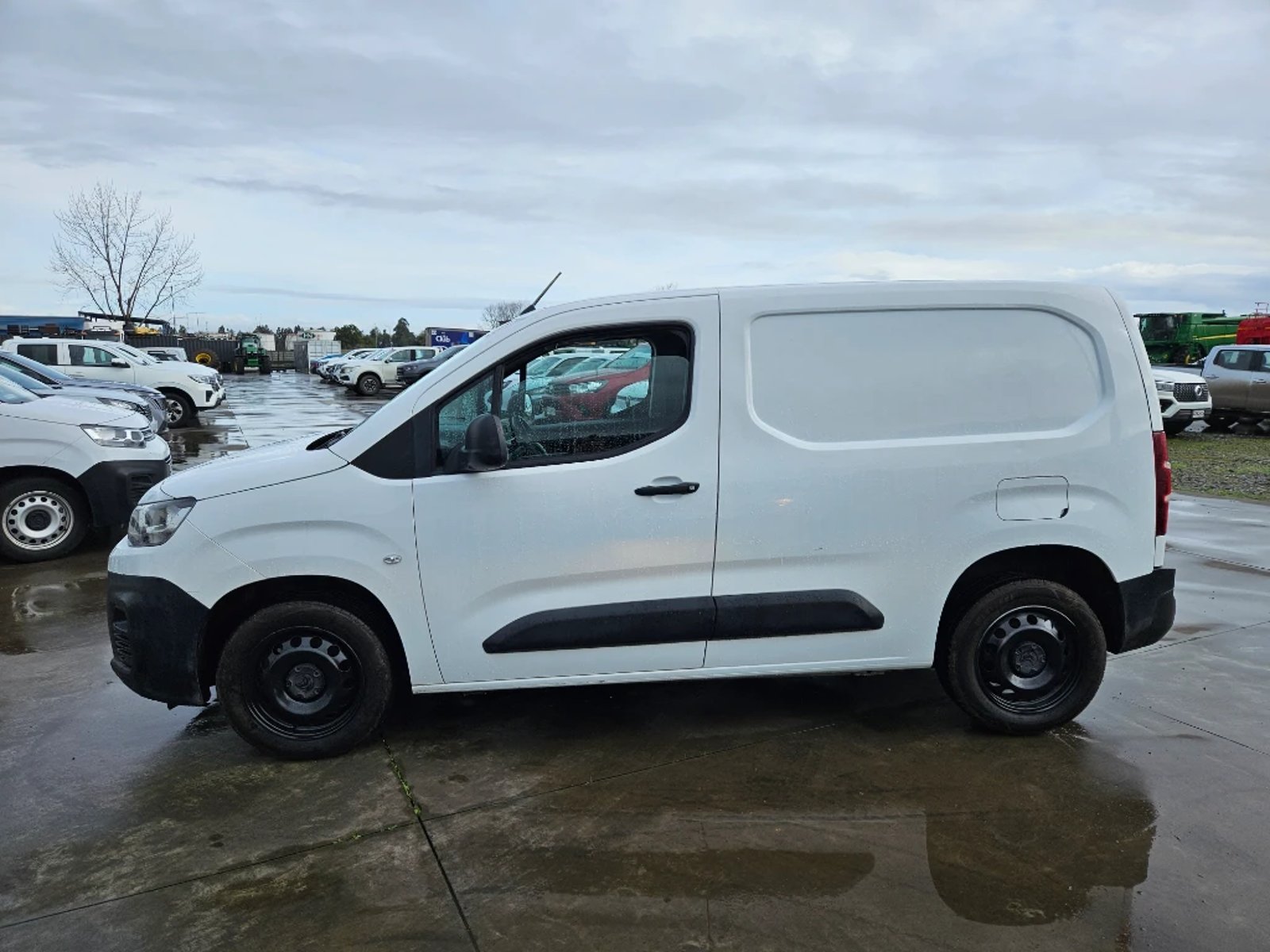 Citroën Berlingo 2022 - Imagen 8 de 20