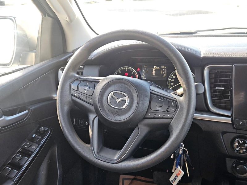 Mazda Bt-50 2024 - Imagen 13 de 20