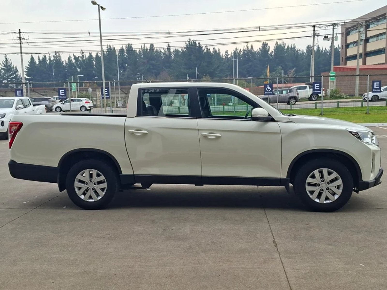SSANGYONG GRAND MUSSO 2023 - Imagen 5 de 20