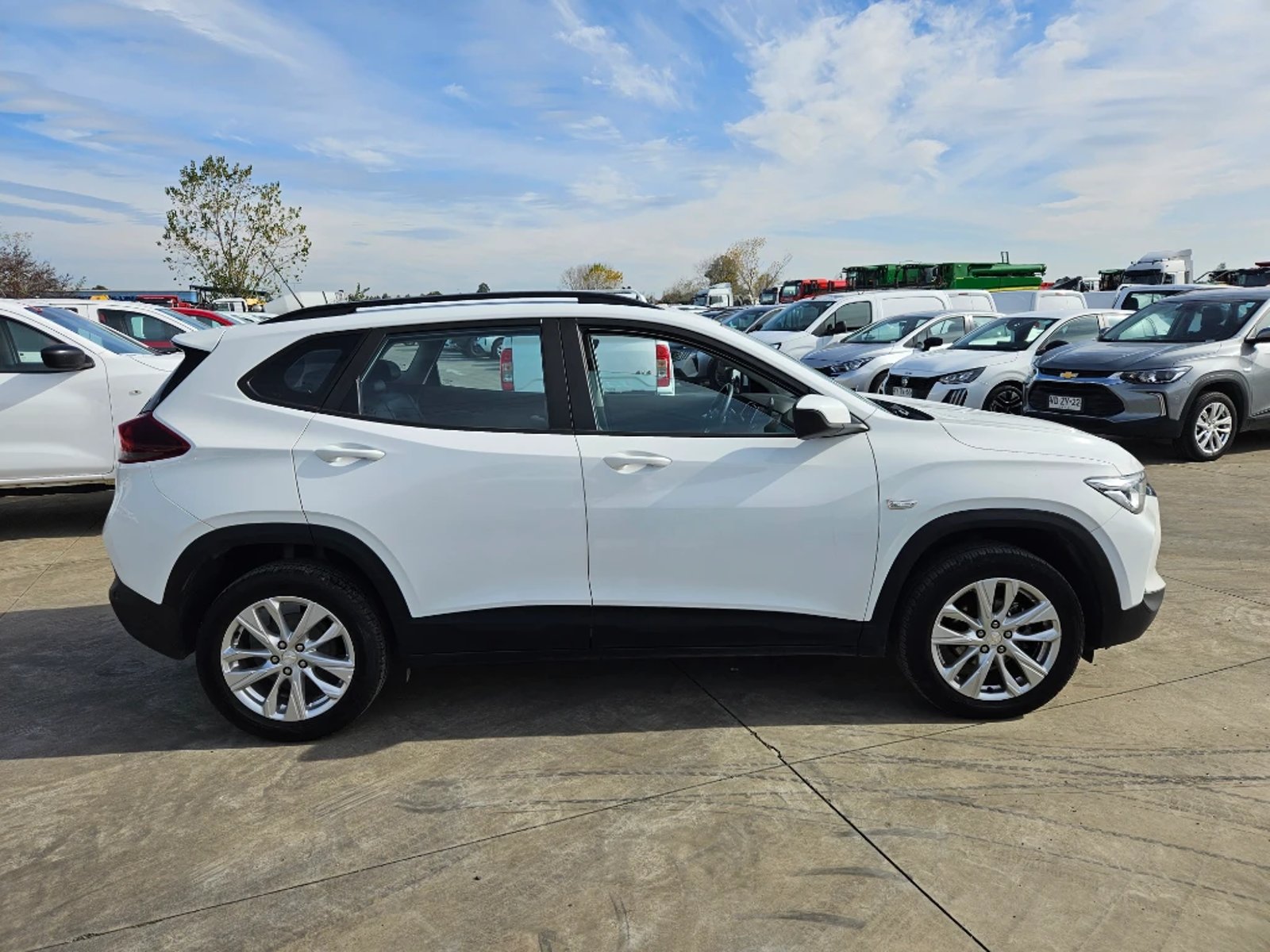 CHEVROLET TRACKER 2025 - Imagen 4 de 20