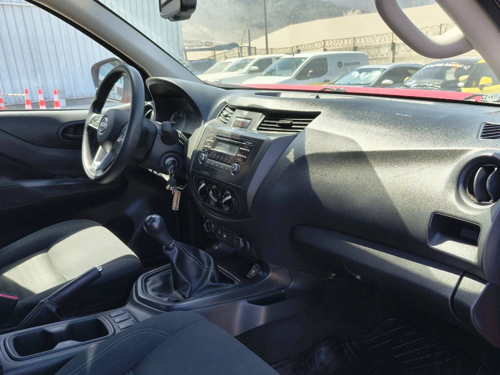 NISSAN NAVARA 2023 - Imagen 13 de 20