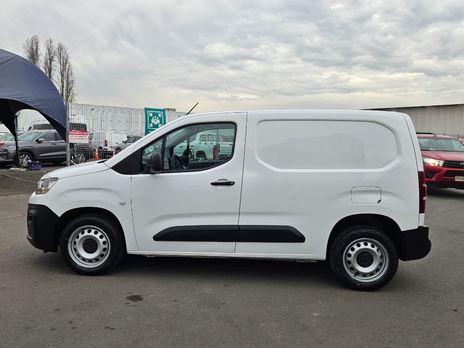 Citroën Berlingo 2022 - Imagen 8 de 20