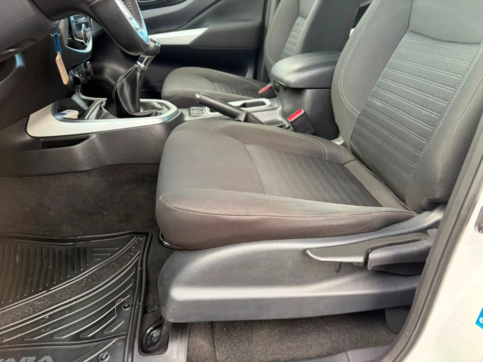 Nissan Navara 2023 - Imagen 15 de 20