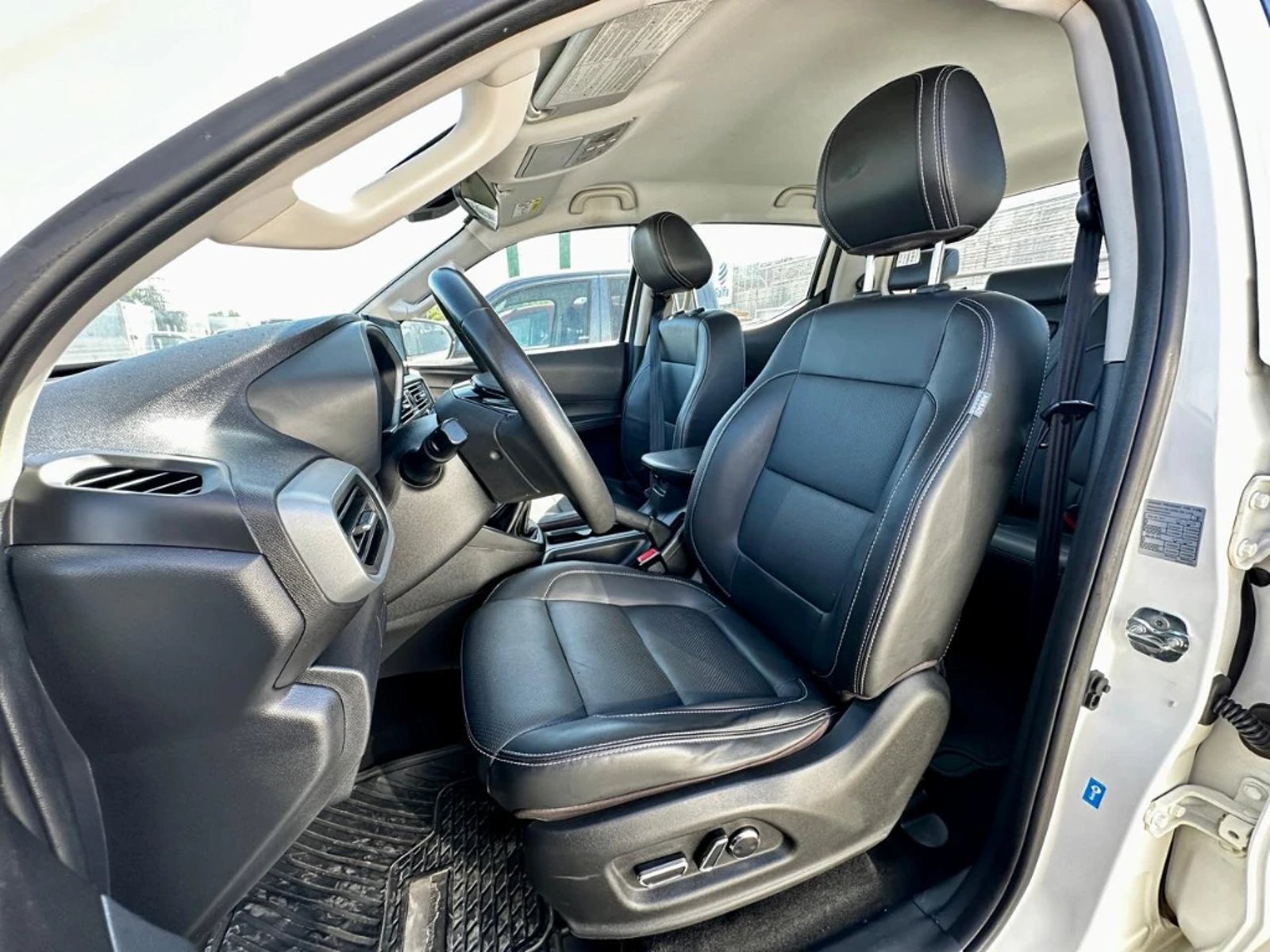 CHANGAN HUNTER 2023 - Imagen 13 de 20