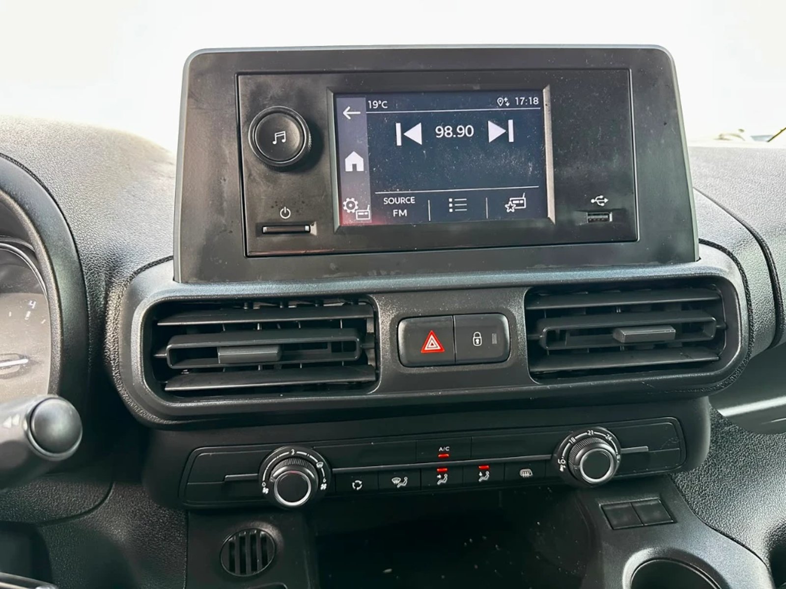 Citroën Berlingo 2024 - Imagen 19 de 20
