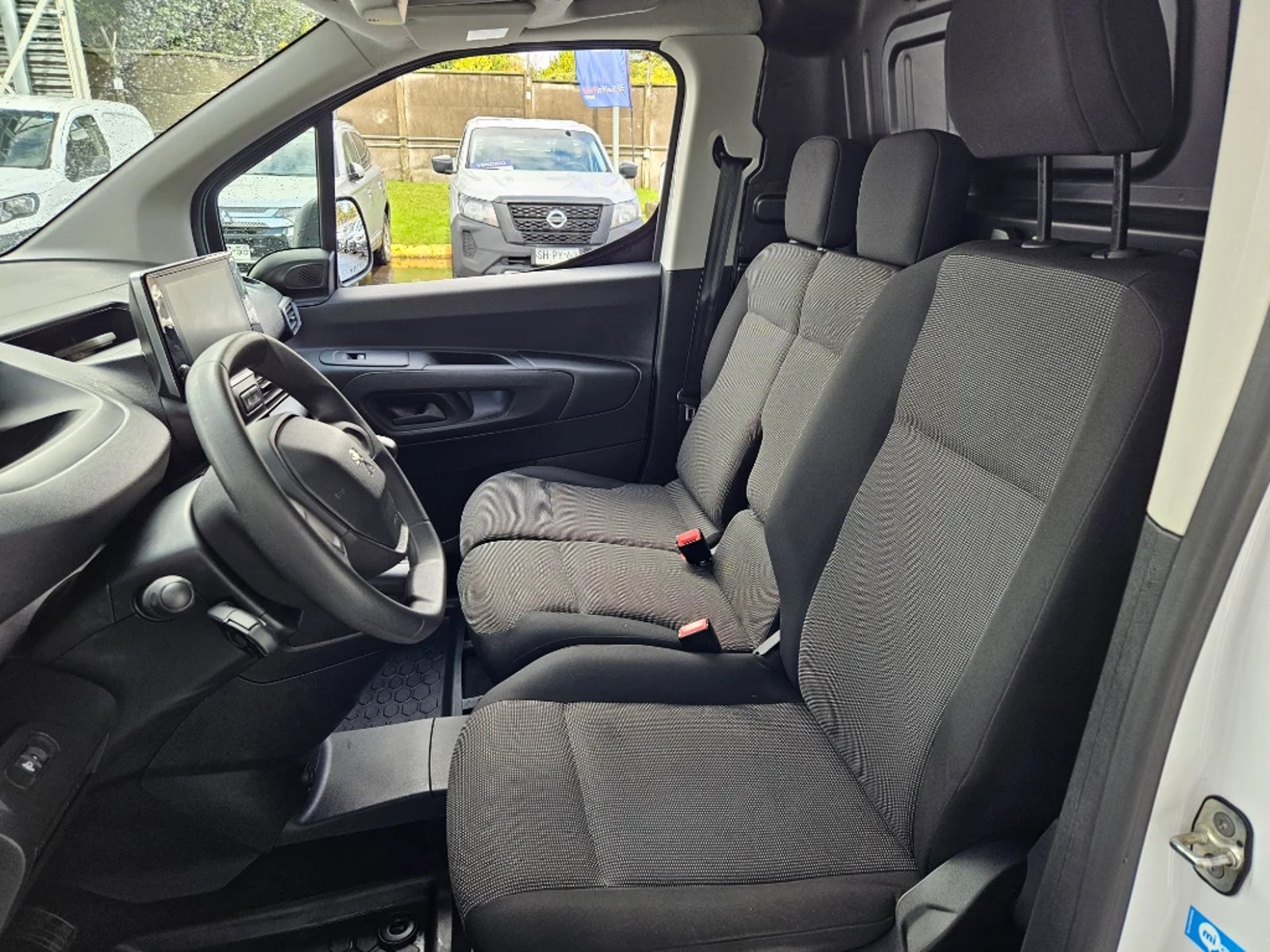 PEUGEOT PARTNER 2024 - Imagen 12 de 20