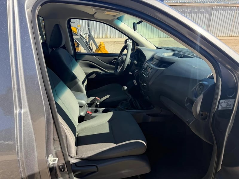 Nissan Navara 2023 - Imagen 11 de 16