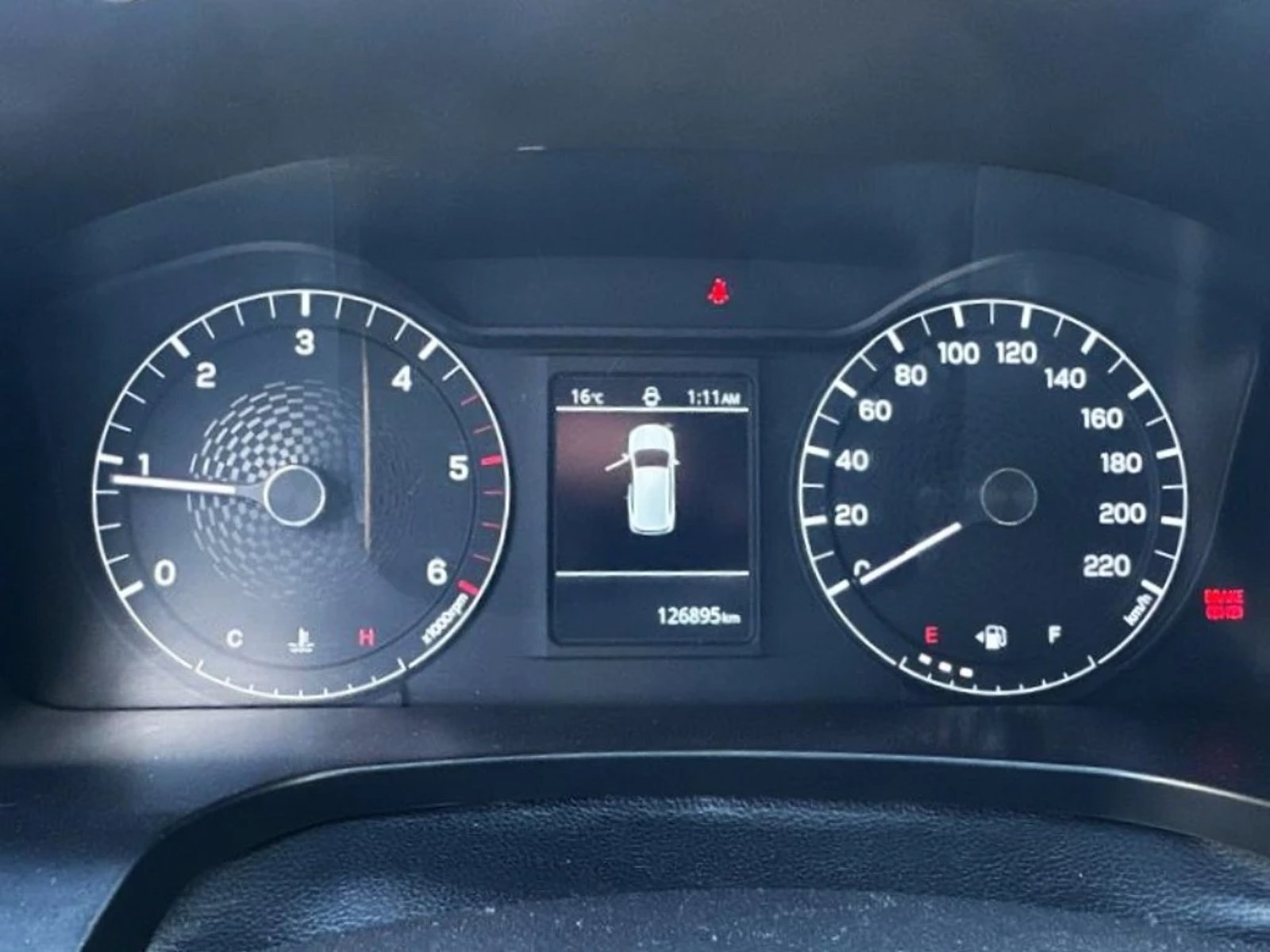 SSANGYONG GRAND MUSSO 2024 - Imagen 18 de 20