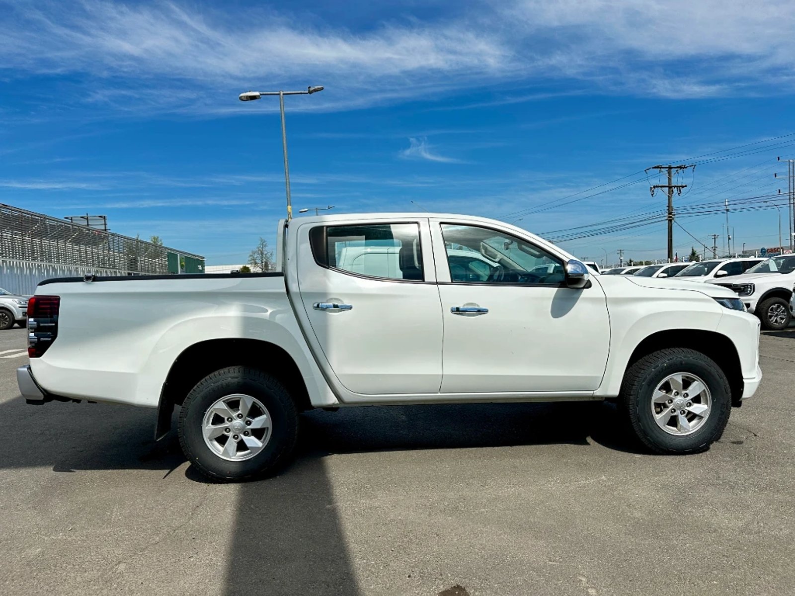 Mitsubishi L200 2023 - Foto 5 de 20