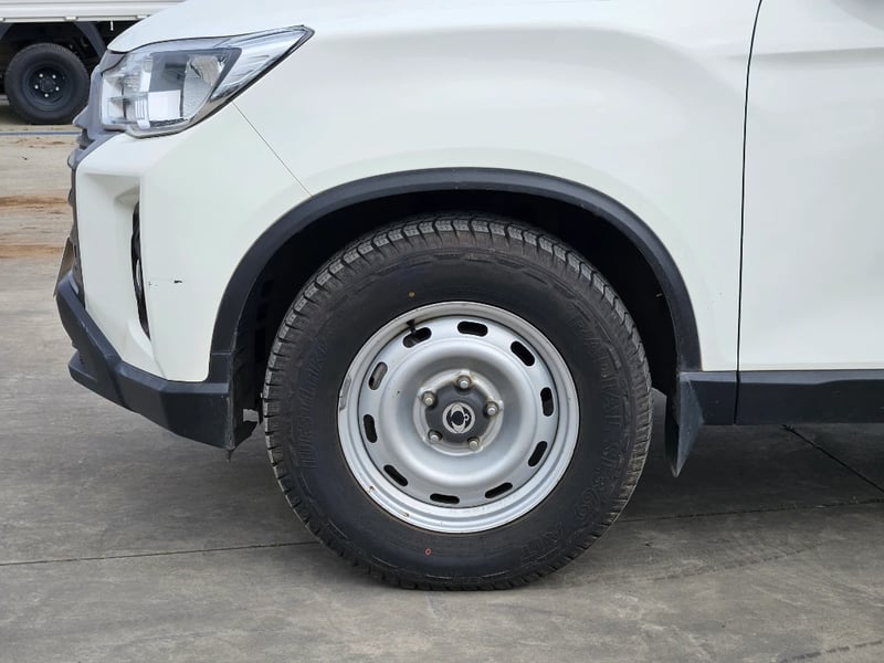 SsangYong Grand musso 2023 - Imagen 9 de 20