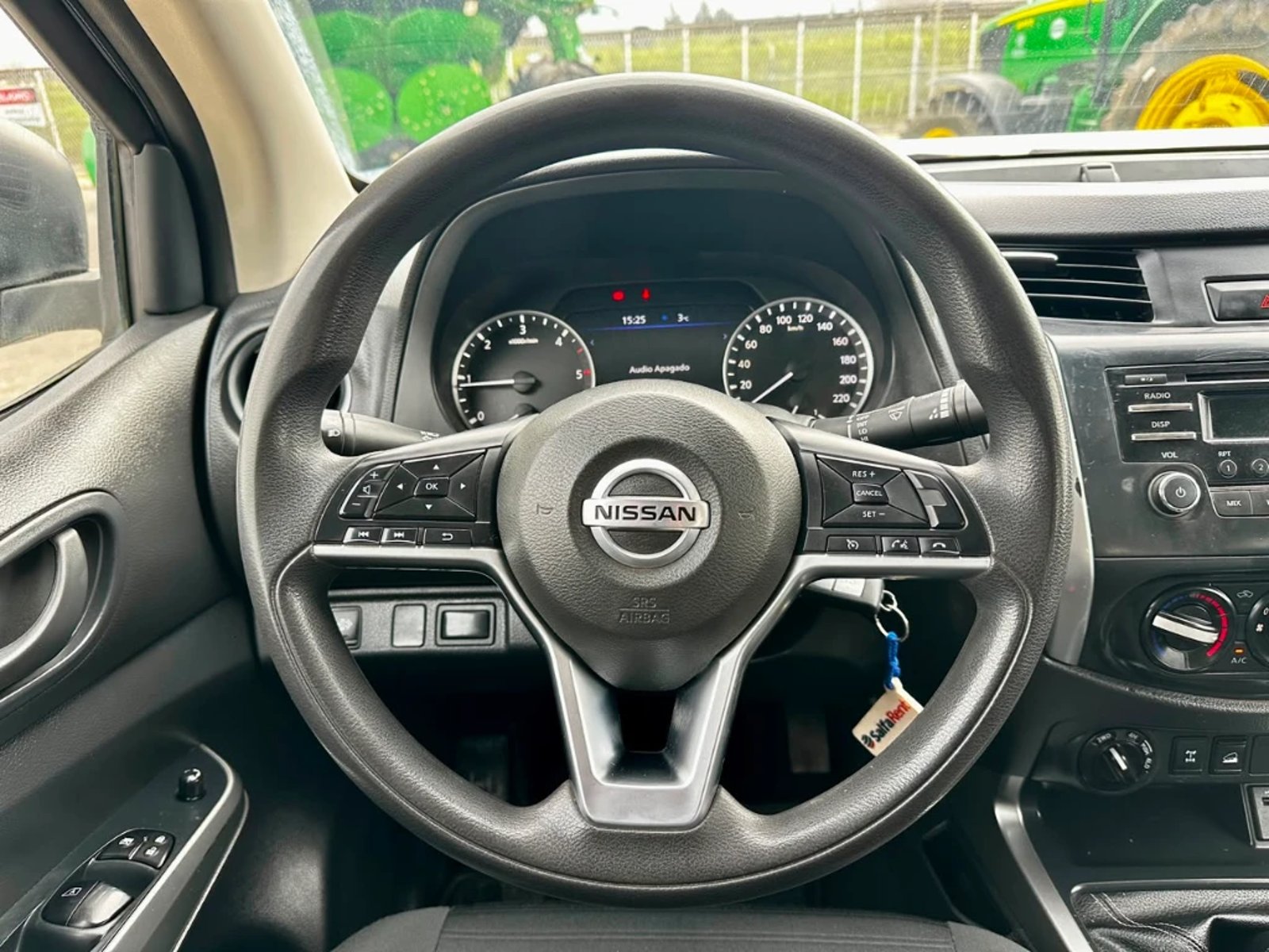 Nissan Navara 2023 - Imagen 13 de 20