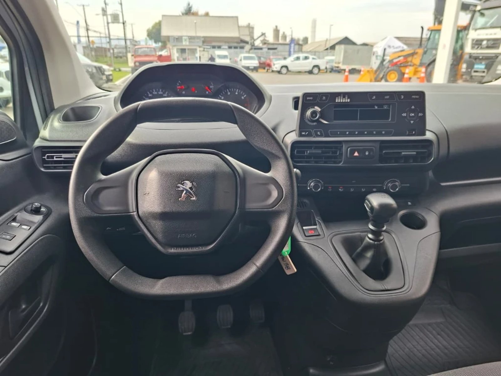 PEUGEOT PARTNER 2023 - Imagen 18 de 20