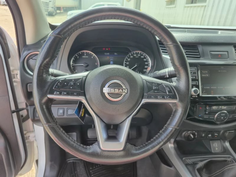 Nissan Navara 2023 - Imagen 17 de 20