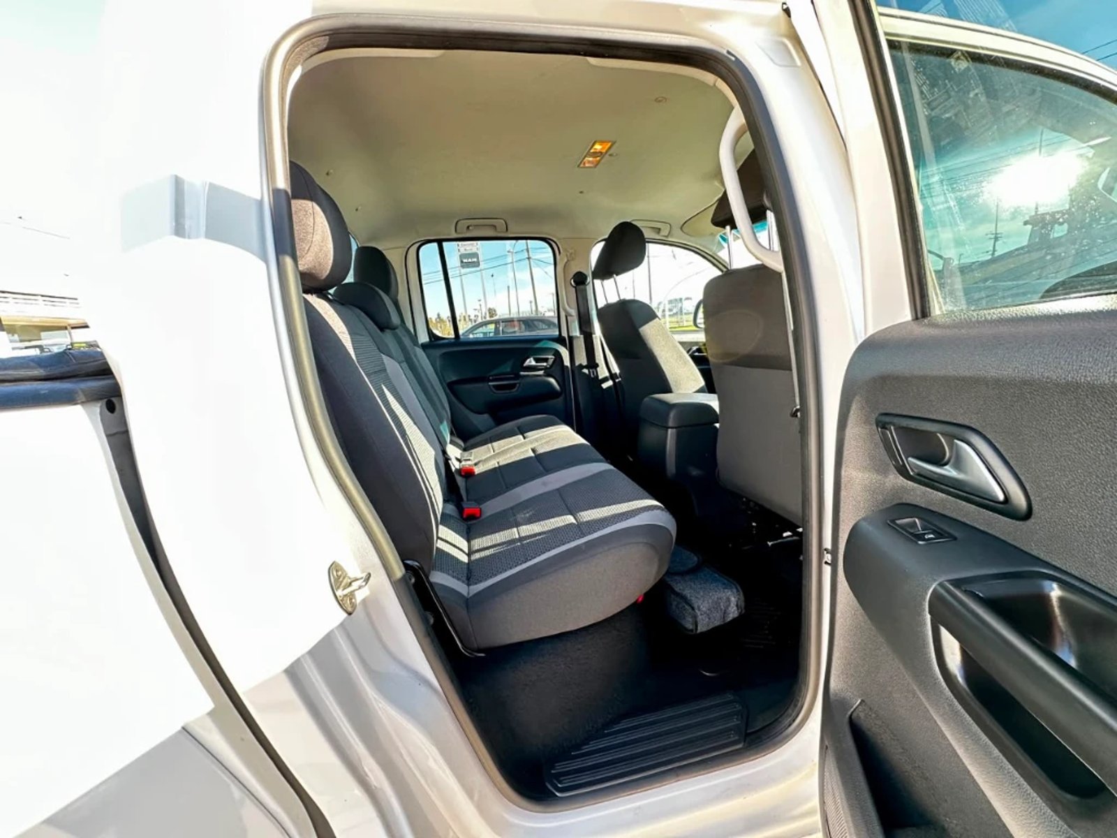 Volkswagen Amarok 2023 - Imagen 14 de 20