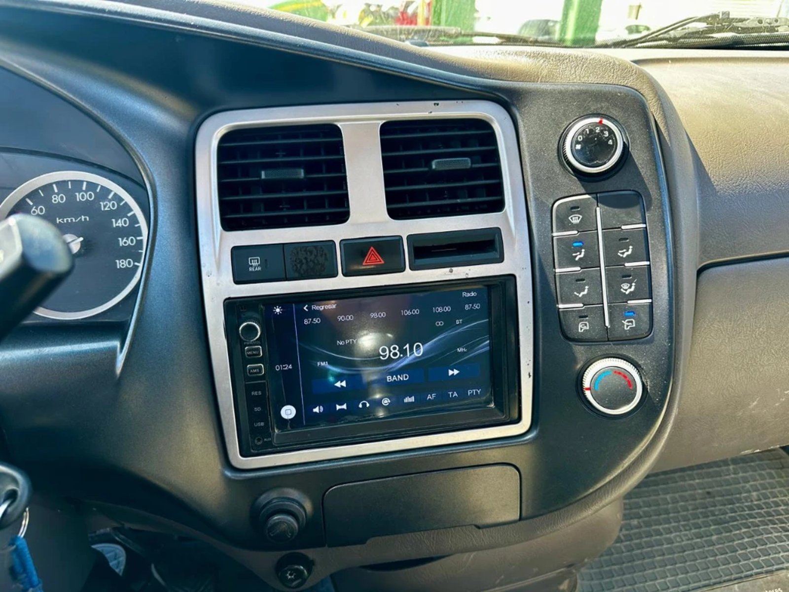 HYUNDAI PORTER 2022 - Imagen 18 de 20