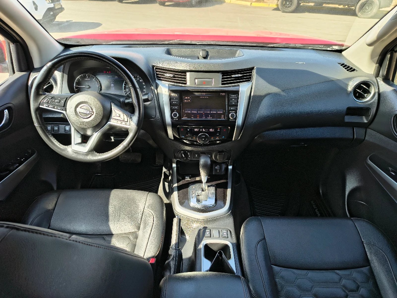 NISSAN NAVARA 2023 - Imagen 13 de 20