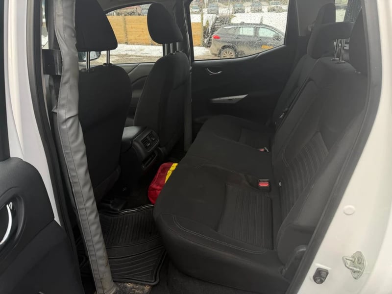 Nissan Navara 2023 - Imagen 12 de 18