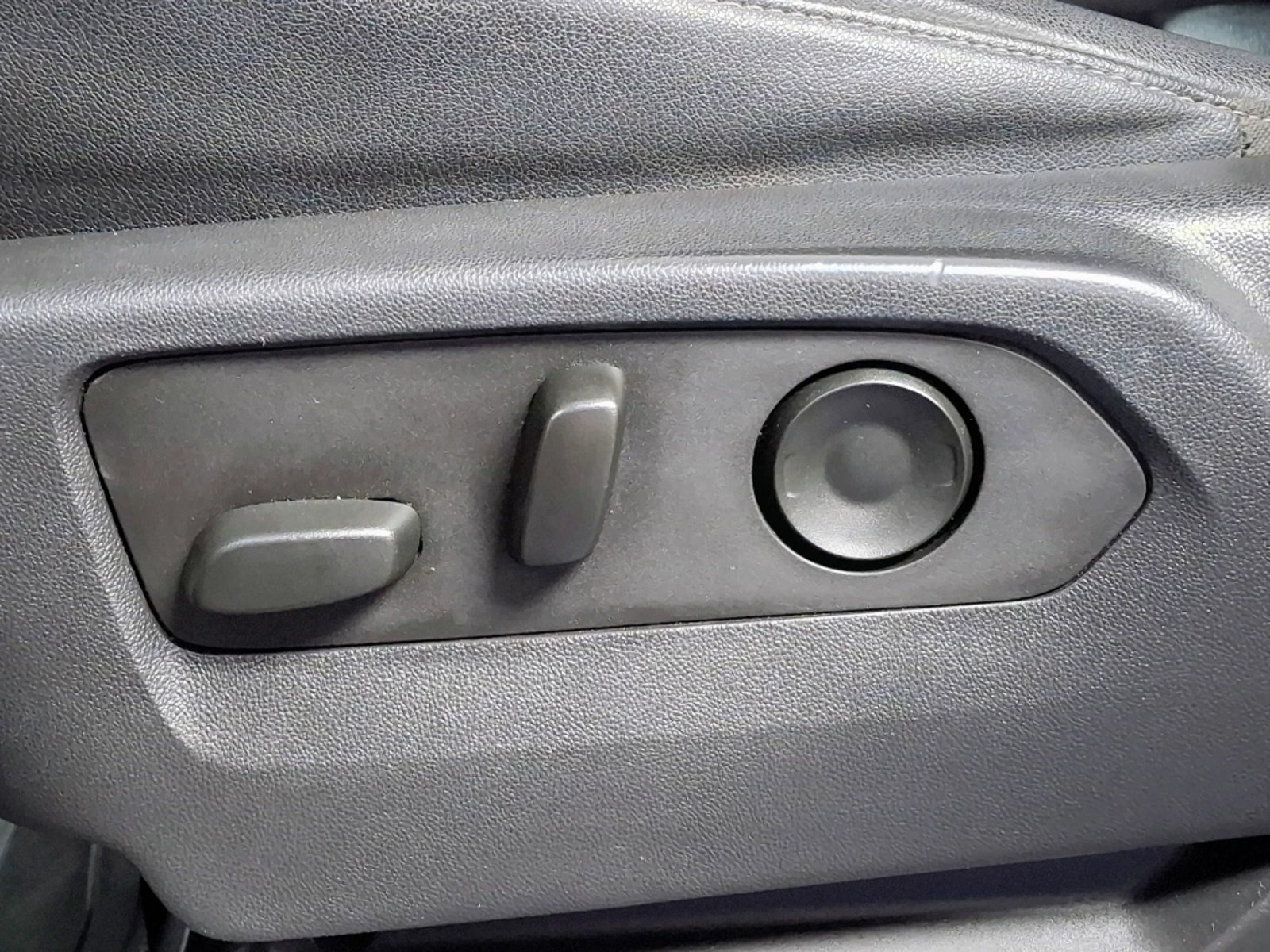 CHEVROLET SILVERADO 2023 - Imagen 15 de 20
