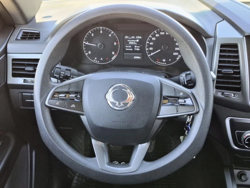 SsangYong Grand musso 2023 - Imagen 13 de 20