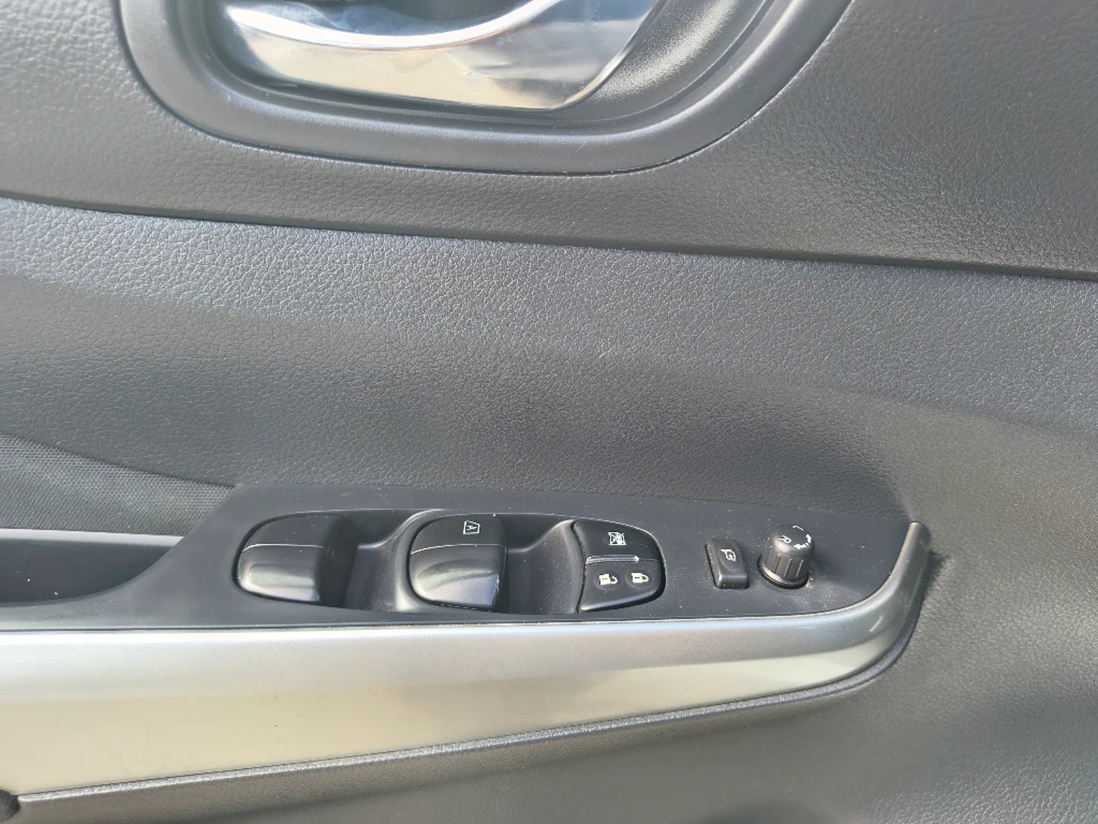 NISSAN NAVARA 2023 - Imagen 14 de 20