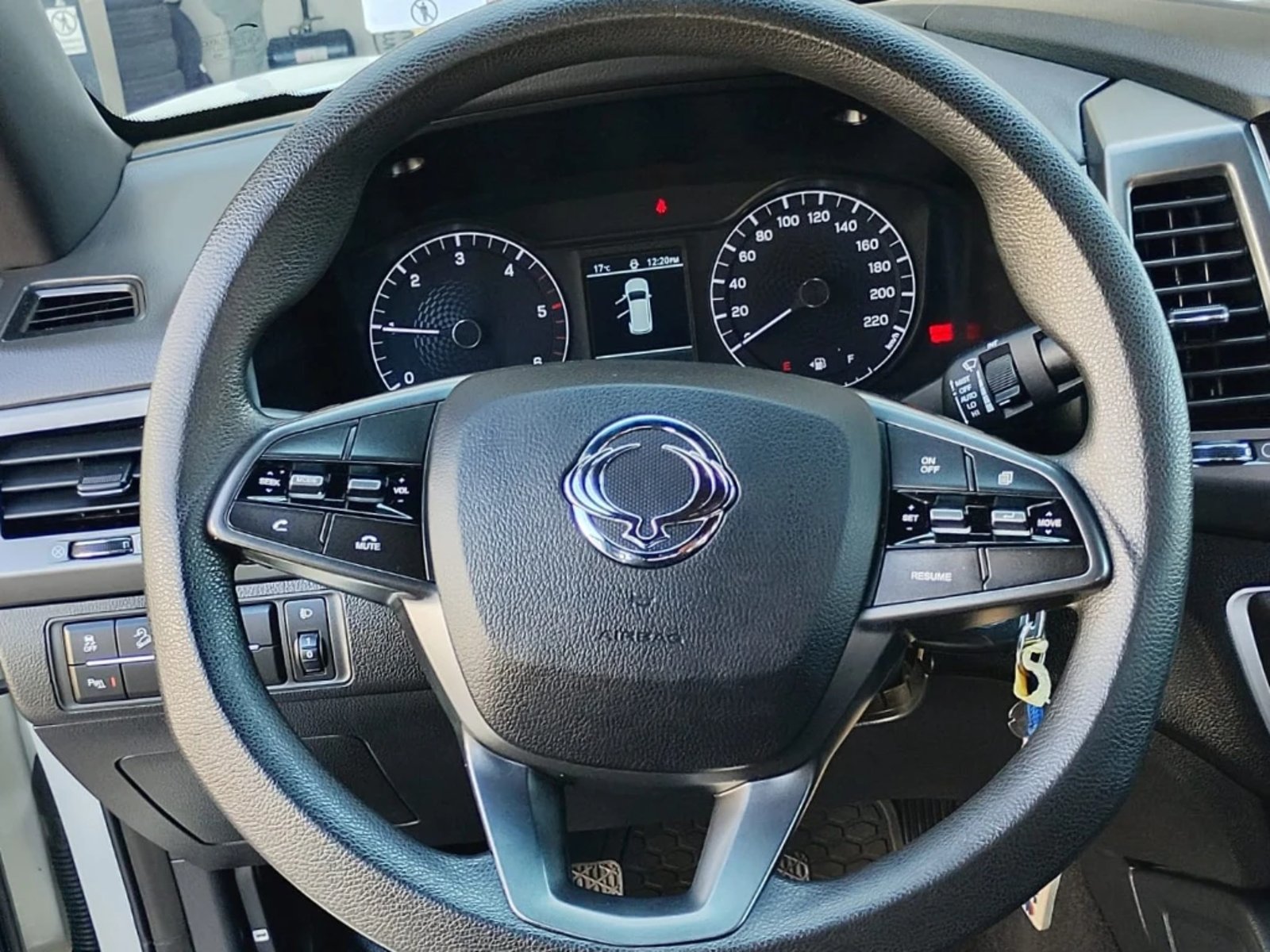 SsangYong GRAND MUSSO 2023 - Imagen 19 de 20
