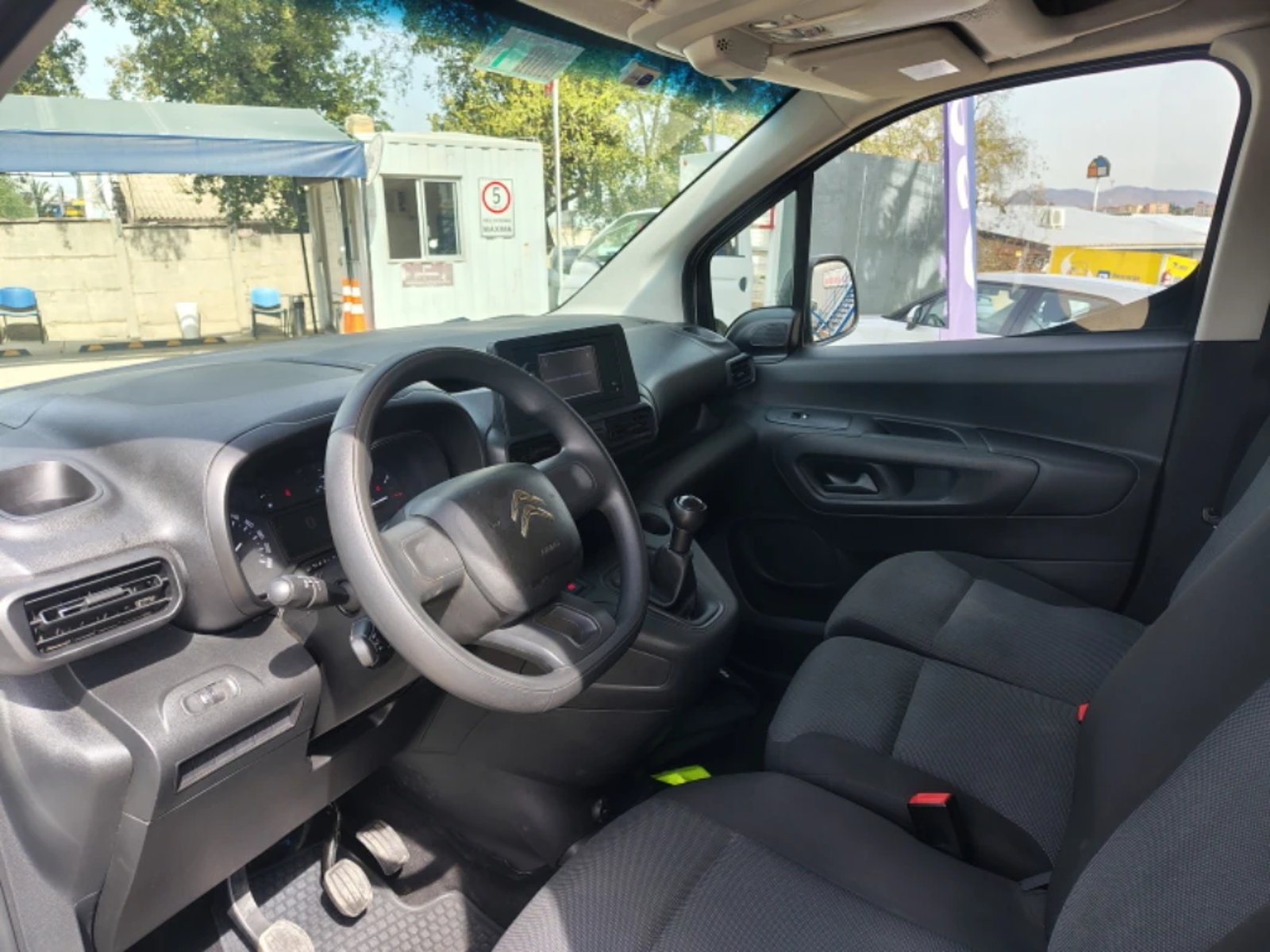 CITROEN BERLINGO 2022 - Imagen 8 de 20