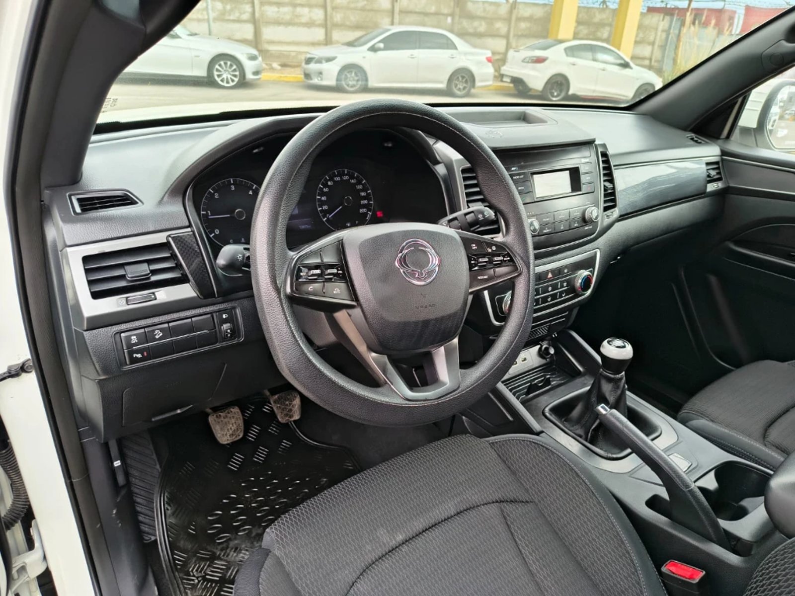 SsangYong Grand musso 2023 - Imagen 13 de 20
