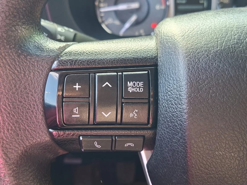 Toyota Hilux 2022 - Imagen 17 de 20